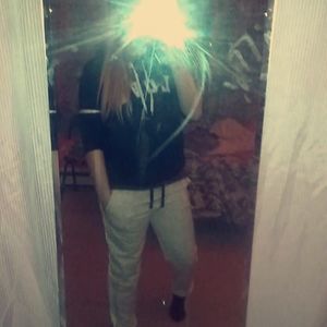 Meet your Posher, Sierra